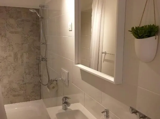 Double 17010a 3* Njivice